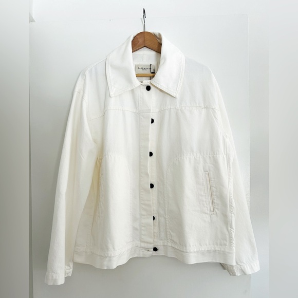 Kallmeyer ELLIOTT DENIM CHORE JACKET in Salt - Picture 4 of 8
